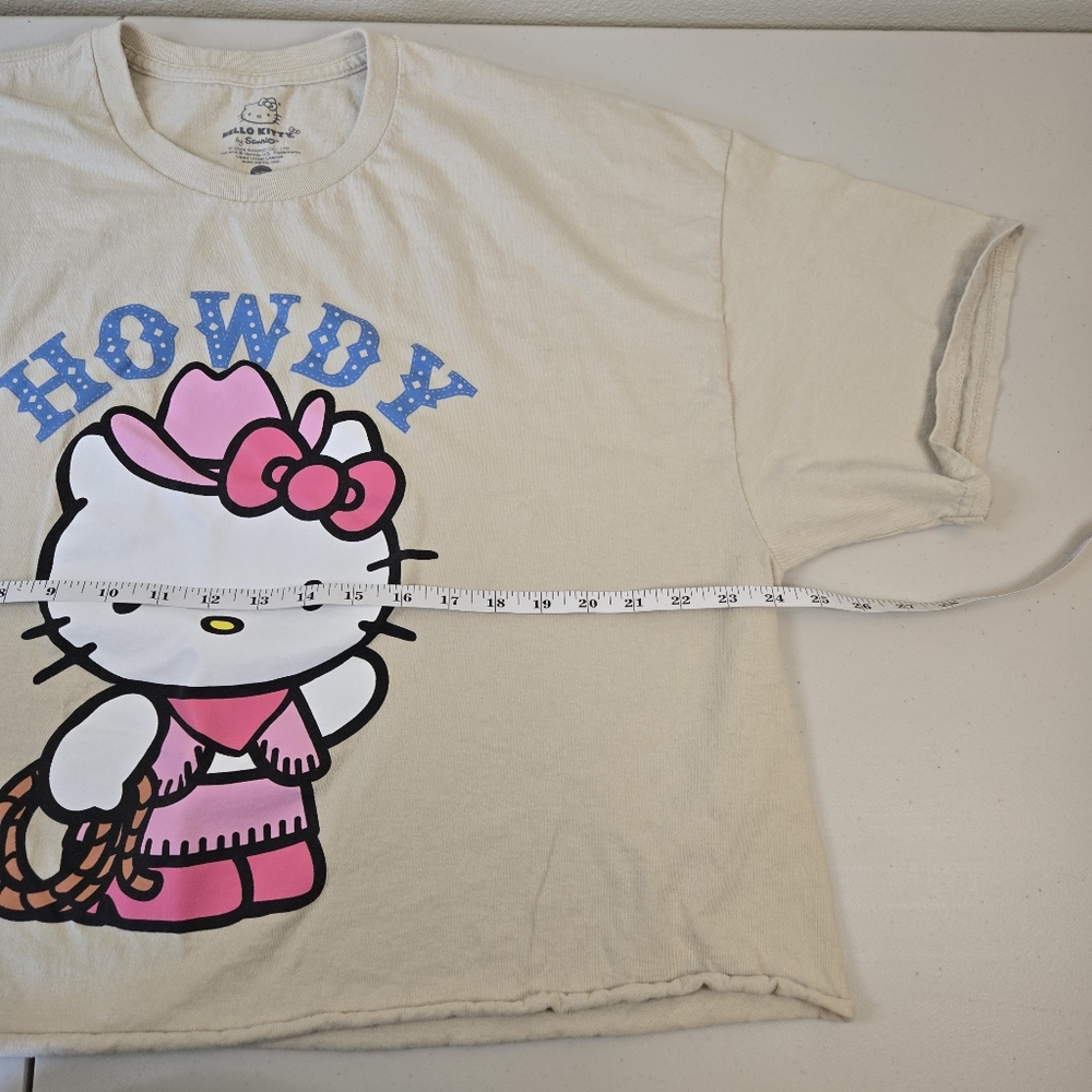 2 Graphic Tees Western Hello Kitty 2X - Picture 10 of 15
